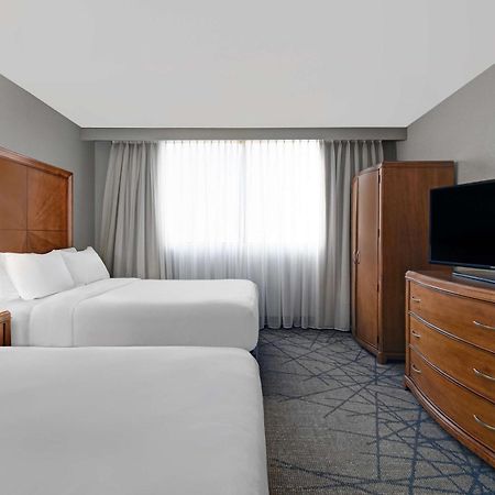 Embassy Suites By Hilton Detroit - Livonia/Novi Екстер'єр фото