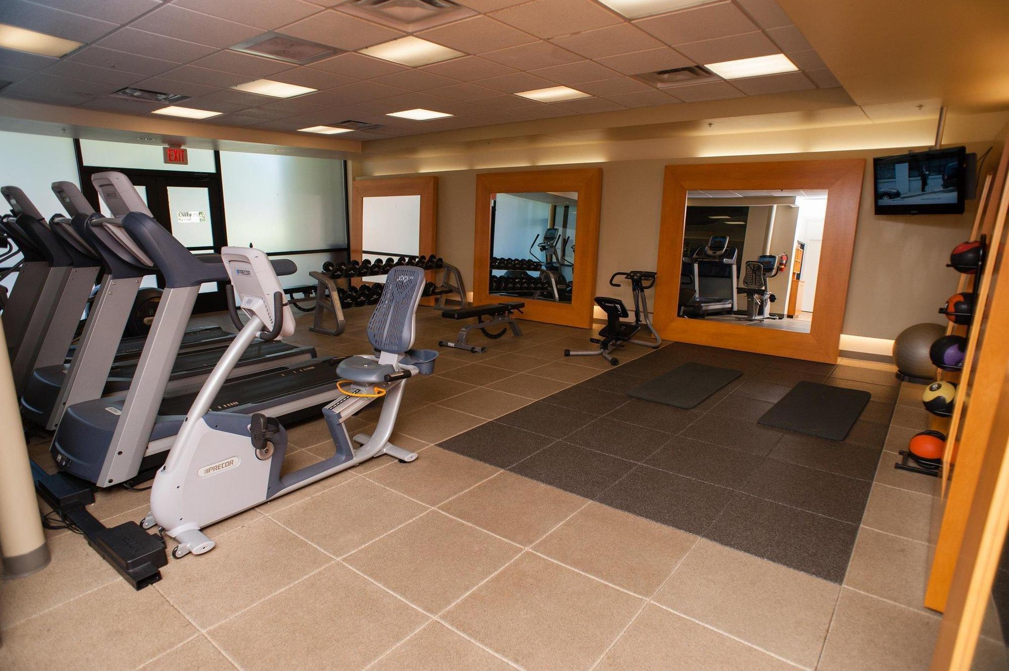 Embassy Suites By Hilton Detroit - Livonia/Novi Екстер'єр фото